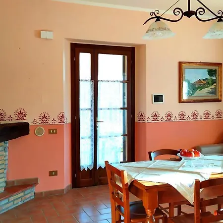 Macchia Al Pino Farm stay Pomaia