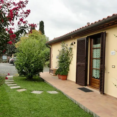 Farm stay Macchia Al Pino